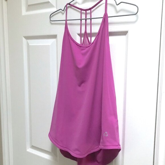💗SEE VIDEO!💗 Cute Titika Strappy Pink Tank - Picture 6 of 9